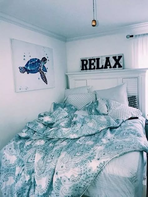 Idea Bilik Tidur, Reka Bentuk Bilik Tidur, Ocean Themed Bedroom, Beach Room Decor, Surf Room, Ocean Room, Beach Themed Bedroom, Beachy Room, Hiasan Bilik Tidur