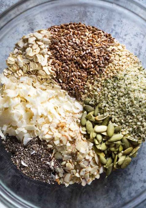 Seeds Crackers, Hemp Granola, Home Made Granola, Hemp Seed Recipes, Flax Granola, Healthy Granola Recipe, How To Make Granola, Easy Homemade Granola, Granola Recipe Healthy