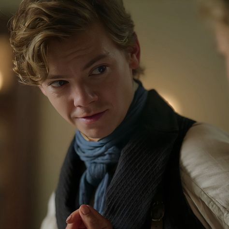 #jackdawkins #theartfuldodger #artfuldodger #fyp #thomasbrodiesangster Jack Dawkins The Artful Dodger, Thomas Brodie Sangster Artful Dodger, Thomas Brodie Sangster The Artful Dodger, Jack Dawkins, The Last Legion, Whispers In The Dark, Artful Dodger, Maze Runner Thomas, Nijirô Murakami