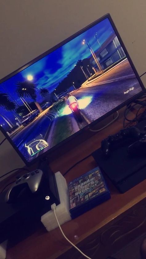 Ps4 Pictures, Boomerang Instagram Ideas, Boomerang Ideas, Boomerang Instagram, Netflix And Chill Tumblr, Movie Night Photography, Gta 5 Xbox, Ps4 Video, Snap Stories