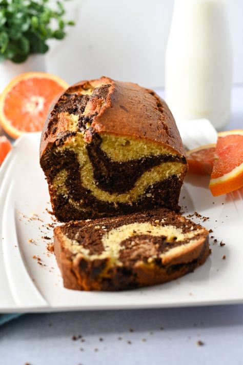 Orange Marble Cake, Marble Loaf Cake, Fun Cheesecake Recipes, Marble Cakes, Marble Loaf, Orange Pound Cake, Greek Recipes Authentic, Chocolate And Orange, Orange Marble