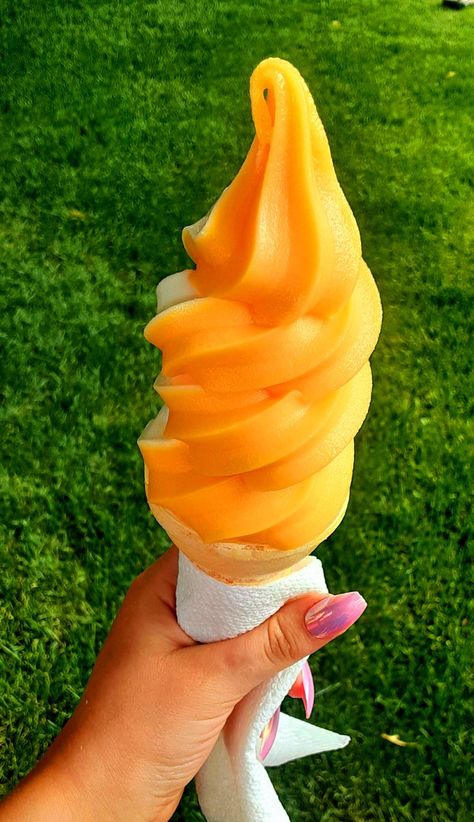 Orange Foods, Yellow Ice Cream, Mango Ice Cream Aesthetic, Tropical Ice Cream, Tangerine Ice Cream, Orange Ice Cream Aesthetic, Orange Popsicles Aesthetic, Orange Juice Vanilla Ice Cream, Fruit Orange Aesthetic