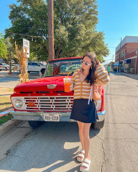 if there’s food trucks i’m in!!!!🫶🏻🍗🎃🍨🍂🦇🍋 @crazywaterfestival #fallaesthetic #fallactivities #fallmood #easyoutfit #pinterestaesthetic #pintereststyle fall outfit inspo, fall outfit ideas, fall food festival, fall aesthetic, pinterest fashion, lifestyle aesthetic, crazy water festival, small town festival Small Town Festival, Aesthetic Crazy, Fashion Lifestyle Aesthetic, Town Festival, Water Festival, Outfit Ideas Fall, Lifestyle Aesthetic, Fall Food, Fall Outfit Ideas