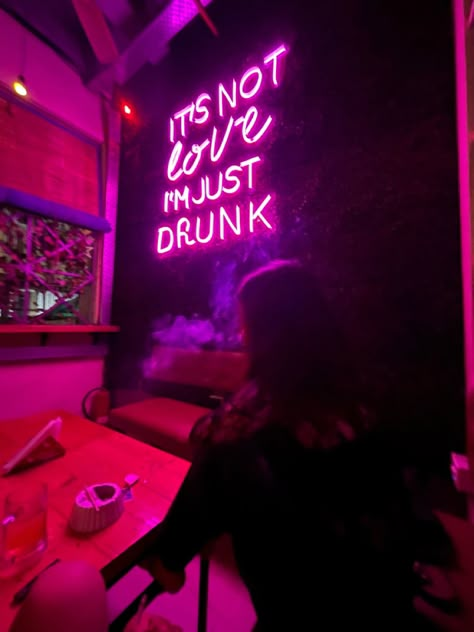 Drink Quotes, Insta Nails, Bar Aesthetic, Medical Photography, Nightclub Aesthetic, Neon Quotes, Nightclub Design, Pub Design, Alcohol Party