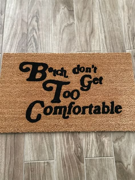 Funny Apartment Decor, First Apartment Essentials, First Apartment Decorating, Dream Apartment Decor, Future Apartment Decor, Apartment Essentials, Cute Bedroom Decor, Future Apartment, Apartment Decor Inspiration