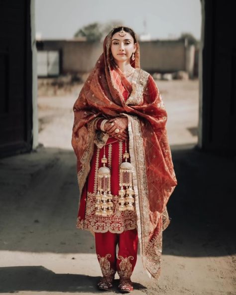 Traditional Punjabi Bridal Suits, Anand Karaj Suits, Punjabi Anand Karaj Suits, Bridal Punjabi Suits Wedding Outfits, Anand Karaj Suit Bride, Sikh Bride Suit, Bridal Salwar Suits Wedding, Anand Karaj Suit, Bridal Suits Punjabi Sikh Bride