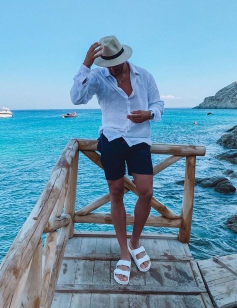 Mens Bali Outfit, Bali Outfit Ideas Summer Men, Mens Boating Outfit, Bali Outfit Ideas For Men, Bali Mens Outfits, Bali Men Outfit, Bali Outfit Men, Men Hawaii Outfits, Mens Beach Outfits Casual