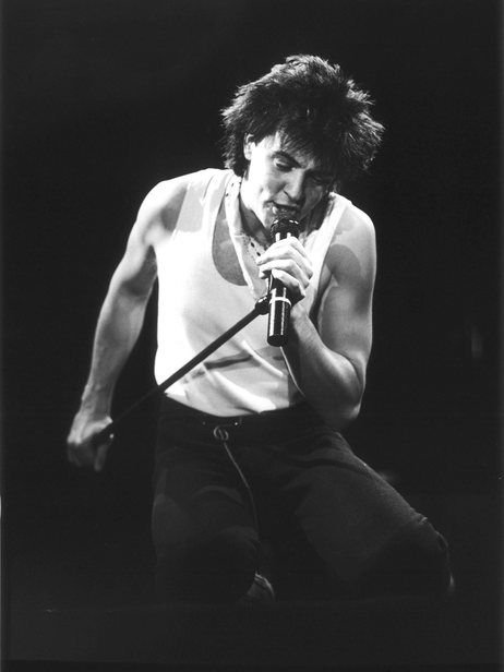 Paul Young onstage in London, 1983. Paul Young 80s, Steve Marriott, Paul Young, Save The Last Dance, All About Music, American Dream, Freddie Mercury, Hard Rock, Celebrity Crush