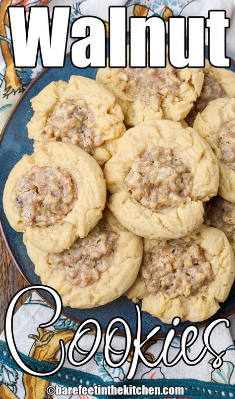 Walnut Cookie Recipes, Monster Cookies Recipe, Walnut Recipes, Poke Cake Recipes, Walnut Cookies, Filled Cookies, Roll Cookies, Nut Recipes, Cream Filling