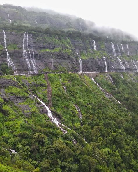 India Diaries on Instagram: “Tag you buddies 😍😍 Pic Credits-@kishor_rakshe  #malshej #malshejghat #sahyadri #mountains  #westernghats #maharashtra#pune #mumbai #nature…” Sahyadri Mountains, Western Ghats, Cultural Capital, World Cultures, Unesco World Heritage, Unesco World Heritage Site, Heritage Site, Beautiful Islands, Land Scape