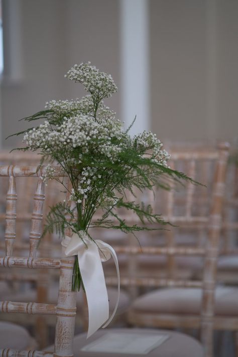 Wedding ceremony aisle chairs - ribbon tied asparagus fern and gypsophila - so pretty! Asparagus Fern Bouquet, Wedding Flowes, Fern Bouquet, Fern Wedding, Asparagus Fern, Wedding Chairs, Flower Garlands, Wedding Aisle, Woodland Wedding