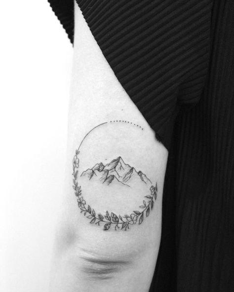 Vancouver Island Tattoo, Moutain Tattoos, Canada Tattoo, Vancouver Tattoo, Island Tattoo, Single Needle Tattoo, Nature Tattoo, Best Nature, 3d Tattoos