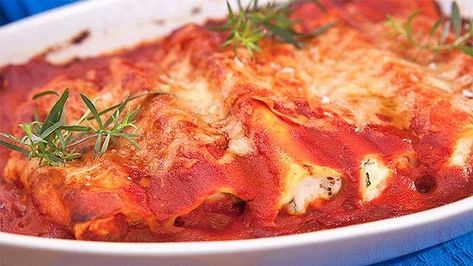 Seafood Cannelloni Seafood Cannelloni Recipe, Seafood Cannelloni, Raw Crab, Cannelloni Recipe, Gourmet Seafood, Justine Schofield, Cannelloni Recipes, Parsley Leaves, Cooking Cream