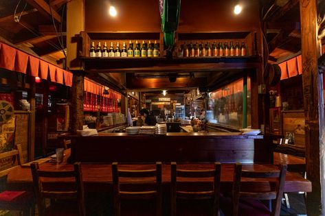 The Best Places To Drink In Koreatown - Koreatown - Los Angeles - The Infatuation La Koreatown, Alex Aesthetic, Koreatown Los Angeles, Korea Town, Best Restaurants In La, Lone Wanderer, Strip Mall, Tiki Drinks, Japanese Lanterns