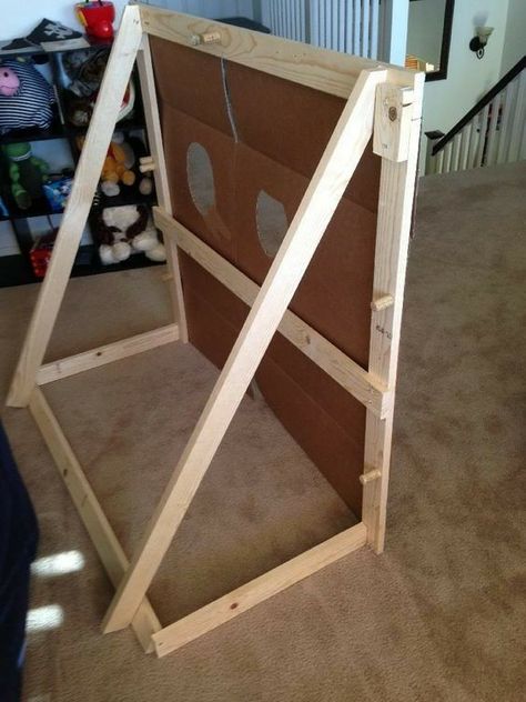 Diy Photo Stand, Bubble Guppies Theme, Pallet Deck Diy, Diy Stand, Fall Festival Games, Face Cut Out, Fall Carnival, Harvest Fest, Face In Hole