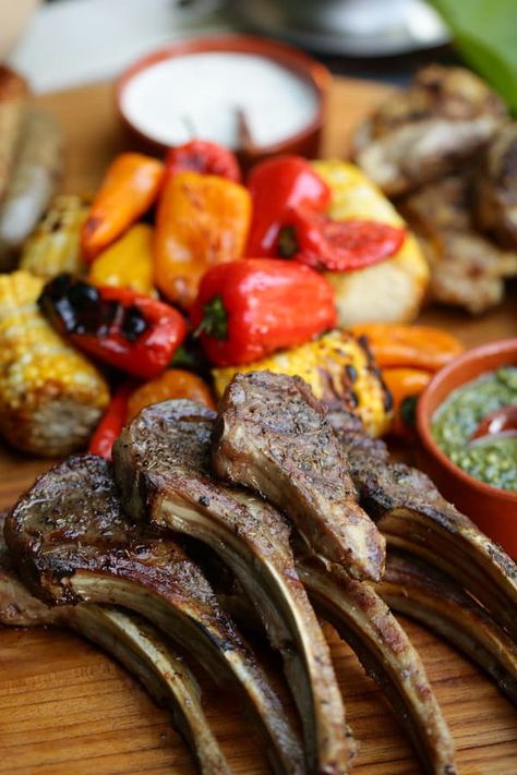 Lamb Chops? Chicken? Sausages? Can't decide on what to grill? Then host a mixed grill party! This is a great way for everyone to have a little bit of a bunch of grilled meats along with some paired condiments and grilled veggies. It's a fun way to elevate a simple BBQ night, into something extra special and delicious!  #entertainingwithbeth #mixedgrill #sausages #summerentertaining #grilling Grill Party Food, Party Food Sides, What To Grill, Grill Foods, Entertaining With Beth, Summer Entertaining Recipes, Grilled Platter, Bbq Platter, Food Sides