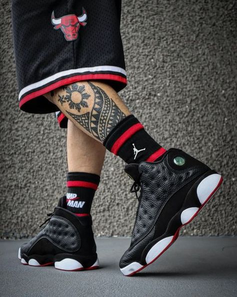 Malshmallow Valenzona on Instagram: "Mondays are for fresh starts...unds Monday✌🏽 . Air Jordan 13 Retro 'Playoffs' . #MJMondays #malshmallow2 #Nike #airjordan13 #YesNike #snkrskickcheck #jumpman23 #jordandepot #jordansdaily #heatcheck #themondaymidsole #thesolefirm #topshotoftheweek #shoegameshots #certifiedshot #lacekickz #laceddifferently #tecatodetenis #jumpmanjournals #thesneakerarmy #teamcrep #nodrugsjustshoes #shoegameshots #igsneakercommunity #heatonfeetgang #inkixwetrust #timodasneaksho Jordan Retro 13 Outfit, Jordan 13 Outfit Men, Jordan 13 Outfit, Sweat Suits, Buick Cars, Fresh Starts, Hype Clothing, Air Jordan 13 Retro, Custom Nike Shoes