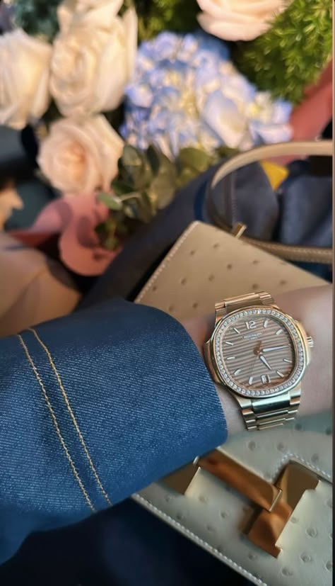 Patek Philippe, PP, luxury watches, PP watch, designer, luxury lifestyle Jewelry Logo Ideas, Patek Watches, Wrist Watch Design, Diamond Watches Women, Rolex Watches Women, Expensive Jewelry Luxury, Super Rich Kids, Jewelry Logo, Luxury Watch Brands