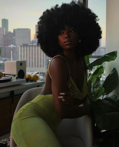 Image For Profile, Being Mary Jane, Feminine Black Women, Big Afro, Dark Skin Beauty, Dark Skin Women, Love Yourself First, Afro Hairstyles, Black Is Beautiful