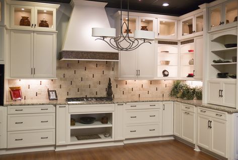 Marsh Cabinets, Solid Wood Kitchen Cabinets, Solid Wood Kitchens, Kitchen Showroom, New Kitchen Designs, Stunning Interior Design, Cabinets And Countertops, Wood Kitchen Cabinets, Diy Home Furniture