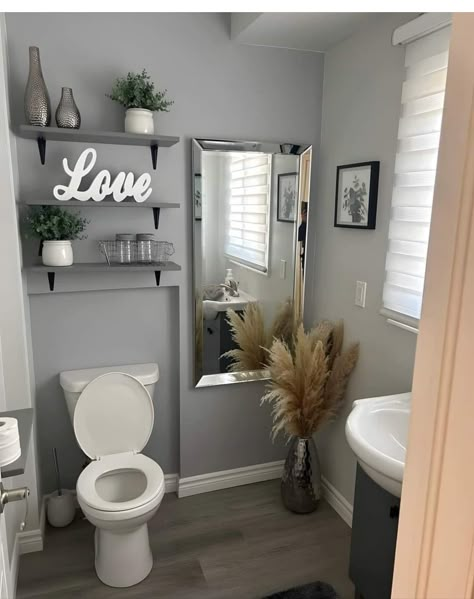 Beautiful Bathroom Decor, Black Bathroom Decor, Bathroom Decor Themes, Apartment Decorating Living, Restroom Decor, Apartment Living Room Design, Dream Apartment Decor, Future Apartment Decor, Bathroom Decor Apartment