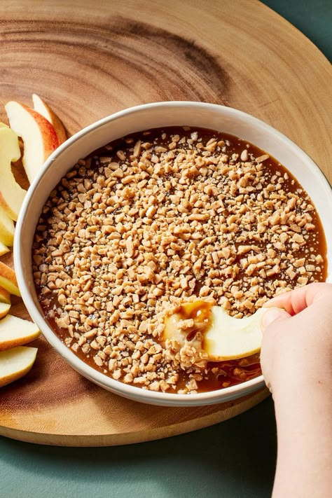 Scor Bar Apple Dip, Caramel Skor Apple Dip, Skor Caramel Apple Dip, Skor Dip For Apples, Apple Dip With Cream Cheese And Skor, Skor Apple Dip, Skor Dip, Apple Caramel Dip, Dips Cream Cheese