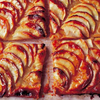 French Apple Tart Recipe, Apple Tarts, Barefoot Contessa Recipes, French Apple Tart, Apple Tart Recipe, Crumble Pie, Ina Garten Recipes, Elegant Desserts, Barefoot Contessa