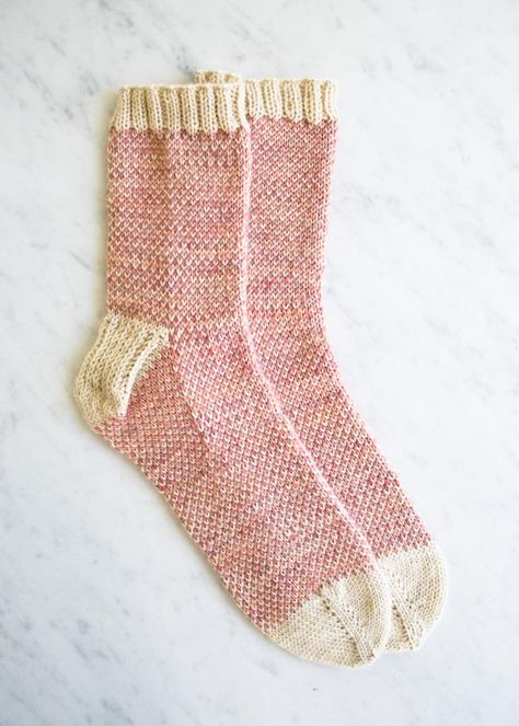 Stitch Socks, Purl Bee, Hand Knit Socks, Purl Soho, Sock Knitting Patterns, Crochet Socks, Tea Cozy, Free Socks, How To Purl Knit