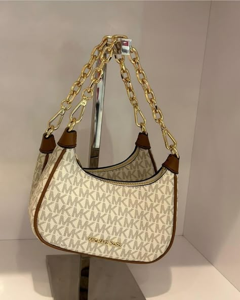 Mk Bag Aesthetic, Michael Kors Handbags Aesthetic, Michael Kors Bag Outfit, Michael Kors Mini Bag, Mk Shoulder Bag, Nature Creatures, Classy Purses, Expensive Bag, Trendy Purses