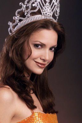 Denisse Quinonez - Miss Universe 2001 Miss Universe 2001, Miss Universe Puerto Rico, Puerto Rican Actresses, Miss Universe Crown, Miss Puerto Rico, Miss America, Miss Universe, Miss World, Beauty Pageant