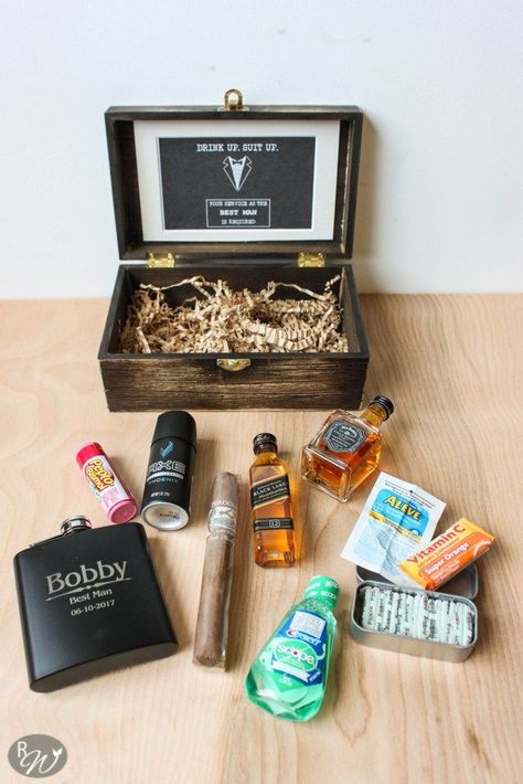 Groomsmen Proposal Box Ideas, Diy Groomsmen Gifts, Proposal Box Ideas, Groomsmen Gifts Golf, Groomsmen Boxes, Groomsman Proposal Box, Groomsmen Invitation, Groomsmen Ideas, Groomsmen Proposal Gifts