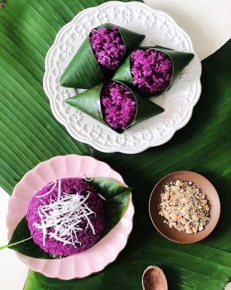 Laos Desserts, Vietnamese Snacks, Indonesian Desserts, Food Business Ideas, Kawaii Cooking, Thai Dessert, Food Street, Keto Diet Food List, Food Saver