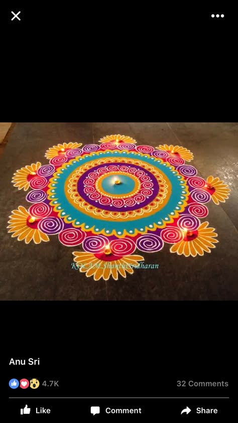 Minimal Rangoli, Rangoli Kolam Designs Festivals, Mandala Rangoli Designs Diwali, Diwali Rangoli Designs Unique Big Size, Galicha Rangoli Designs, Rangoli Beautiful, Simple Flower Rangoli, Indian Rangoli Designs, Easy Rangoli Designs Videos