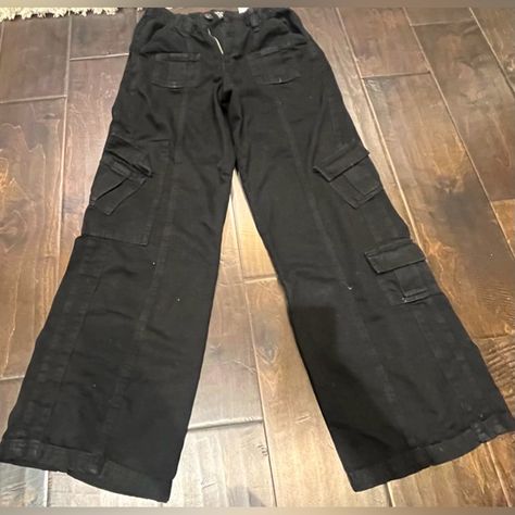 Y2K cargo pants size 27 BDG Urban Outfitters Y2k, Y2k Cargo Pants, Cargo Pants Black, Bdg Jeans, Poshmark Y2k, Jeans Y2k, Black Cargo, Virtual Closet, My Clothes