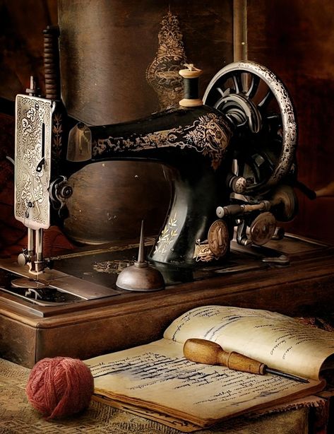 Sewing Aesthetic, Old Sewing Machine, Life Paint, Old Sewing Machines, Antique Sewing Machines, Vintage Sewing Machine, Vintage Sewing Machines, Still Life Art, Sewing Art