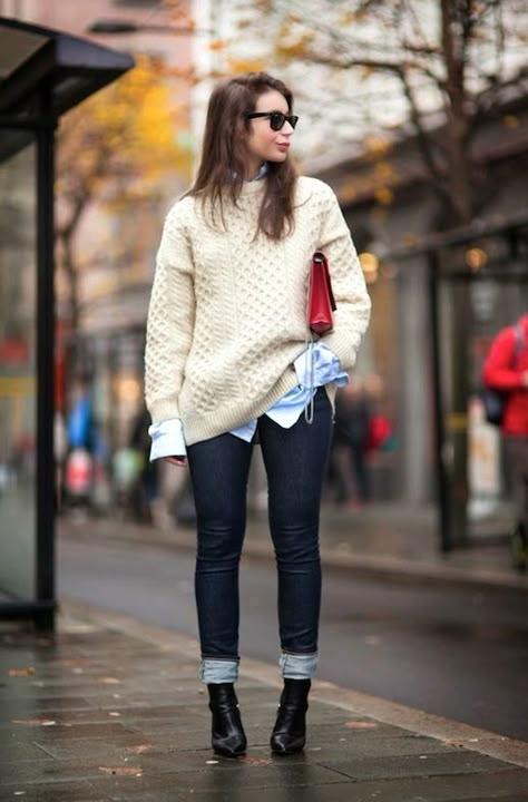 casual chic winter outfit. Casual Chique Stijl, Mode Tips, Style Casual Chic, Beige Outfit, Sweater Outfit, Looks Street Style, Alexa Chung, Mode Inspo, Sweaters And Leggings