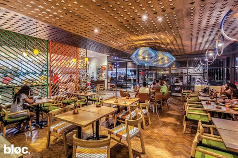 Modern Food, Shopping Centre, Office Cafe, Chinese Restaurant, Bespoke Design, Shopping Center, Restaurant Design, Store Fronts, Interior Designer