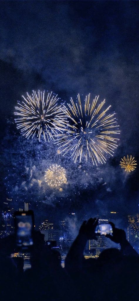 Fireworks Wallpaper, Fireworks Photo, Blue Fireworks, Cute Tumblr Wallpaper, Scenery Pictures, Iphone Wallpaper Photos, Simple Background Images, Painting Wallpaper, Ethereal Art