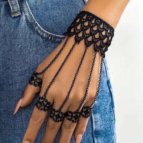 Goth Casual Outfits, Corpse Bride Theme, Finger Bracelets, Gothic Bracelet, Nail Bracelet, Wire Wrapped Jewelry Diy, Lace Bracelet, Ring Bracelet Chain, Whimsy Goth