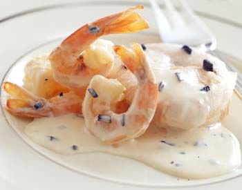 Poached Salmon with Truffles and Shrimp in Cream Sauce recipe Pernod Recipes, Shrimp In Cream Sauce, Pernod Sauce, Salmon With Cream Sauce, Cream Sauce Recipe, Poached Salmon, Cream Sauce Recipes, Football Snacks, Butter Shrimp