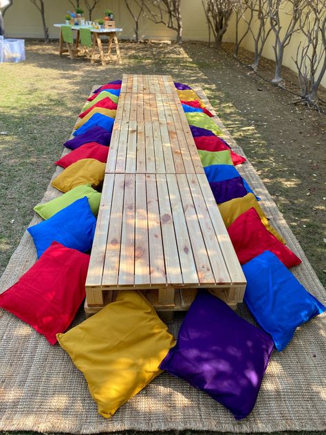 Our new pallets can be left plain or completed with a full table setting and are perfect for any theme or occasion .⁠ .⁠ .⁠ .⁠ #AbuDhabiMoms #TeenageParties #DubaiMoms #Dinosaurtheme #expatlifestyle  #AbuDhabiMums #LittleBearsParty #UAEKidsParties #DubaiMums  #TableDecoration #PartyRentals # #BespokeEvents  #ExpatWoman #ThemedParties #ForAllOccasion #PartyHire #ChildrensEvents #PartyStyling #ChildrensParties #PartyPackages #TableSetUp Pallet Table Party, Diy Kids Party Table, Outdoor Playground Birthday Party, Pallet Table Outdoor Party, Diy Low Table For Kids Party, Picnic Ideas For Kids, Pallet Tables, Kids Activity Table At Party, Kids Party Table