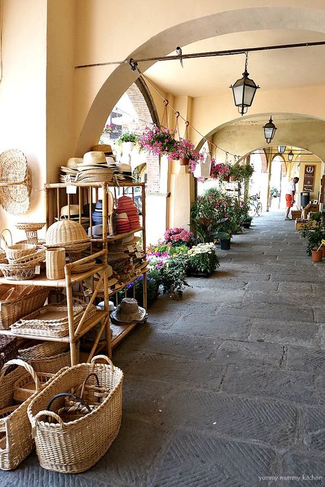 Shopping in Greve in Chianti, Tuscany, Italy. Virtual Families, Greve In Chianti, Tuscany Italy, Florence Italy, Family Holiday, Italy Travel, Tuscany, Family Vacation, Beautiful Images