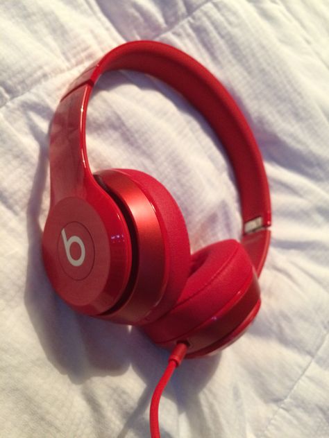 Red Beats Headphones Aesthetic, Red Headphones Aesthetic, Red Beats Headphones, Red Earphones, Beats Headphones Aesthetic, Headphone Aesthetic, Red Headphones, Beats Solo 3, Beats Solo3