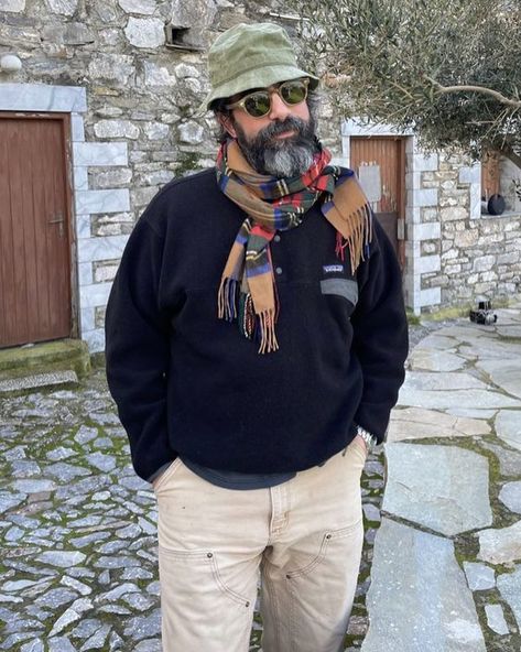 Patagonia Outfit Mens, Grandpa Outfit Men, Grandpa Fashion, Fisherman Style, Grandpa Style, Mens Outfit Inspiration, Discovery Call, Men Fashion Casual Outfits, Streetwear Men Outfits