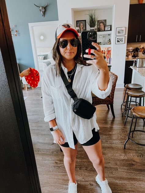 Ball Park Outfit #baseball #ootd #summerstyle #outfitideas #outfitideasforwomen #shorts #outfits #amazonaffiliatelink #amazonmusthaves Ball Park Outfits, Park Outfit, Shorts Outfits, Favorite Products, Spring Summer Fashion, Summer Style, Must Haves, Summer Fashion, Spring Summer