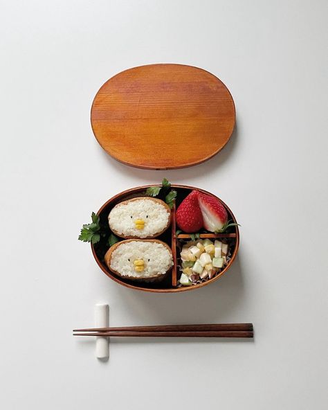 Lunchbox Aesthetic, Aesthetic Bento, Minimal Pictures, Box Photography, Lunch Food, Box Lunch, Photography Styling, Bento Box Lunch, Bento Lunch