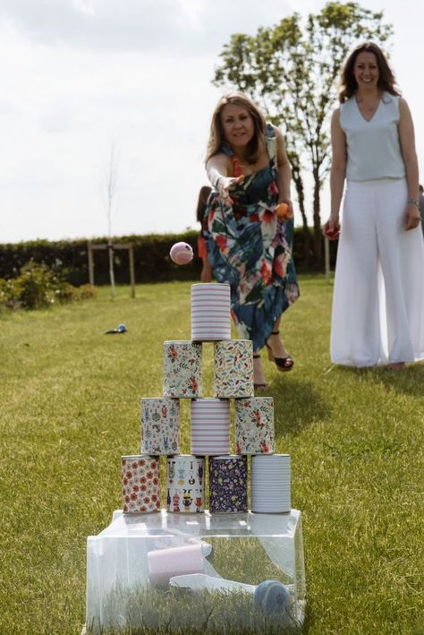 Wedding Yard Games, Tin Can Alley, Reception Games, Garden Wedding Reception, Garden Games, Tipi Wedding, Wedding Activities, Wedding Entertainment, Wedding Games