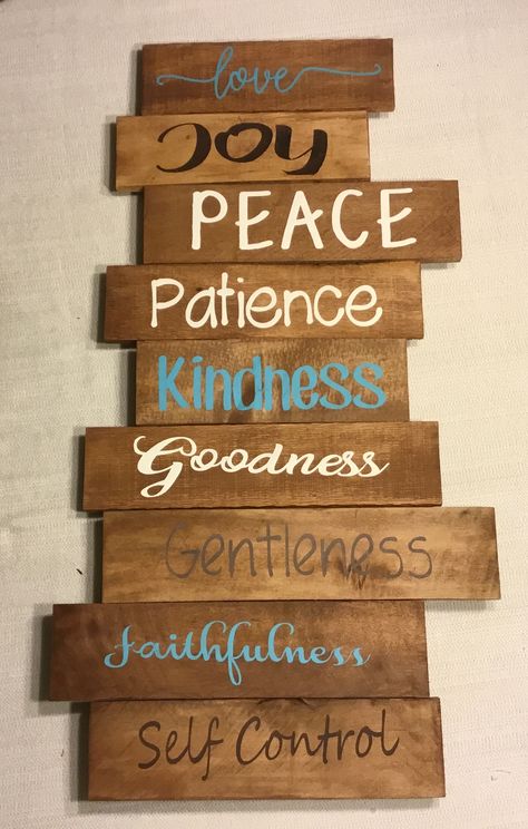 Fruits Of The Spirit Decor, Spirit Signs, Sign Making, Craft Day, Family Crafts, Fruit Of The Spirit, Pallet Signs, Childrens Church, Church Decor