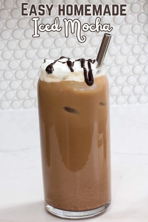 Ice Cold Coffee Recipes, Iced Mocha Coffee Recipe, Chocolate Iced Coffee Recipe, Mocha Coffee Recipe, Iced Mocha Coffee, Cold Brew Iced Coffee, Recipe Hacks, Mocha Recipe, Cold Coffee Recipes