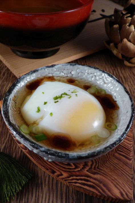 Tamago Recipe, Yolk Recipes, Onsen Tamago, Onsen Egg, Recipe Japanese, Japanese Egg, Cantonese Food, Egg Recipe, Poached Egg